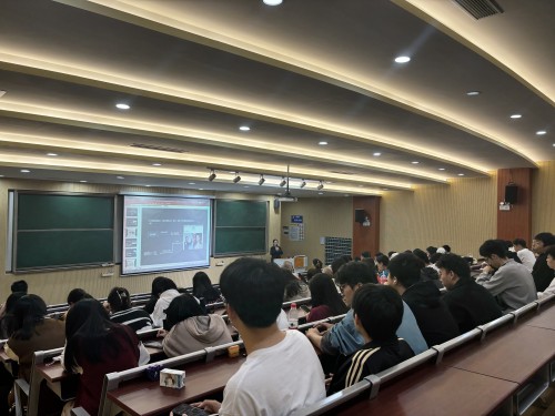 讲座现场(修改).jpg 讲座现场(修改).jpg