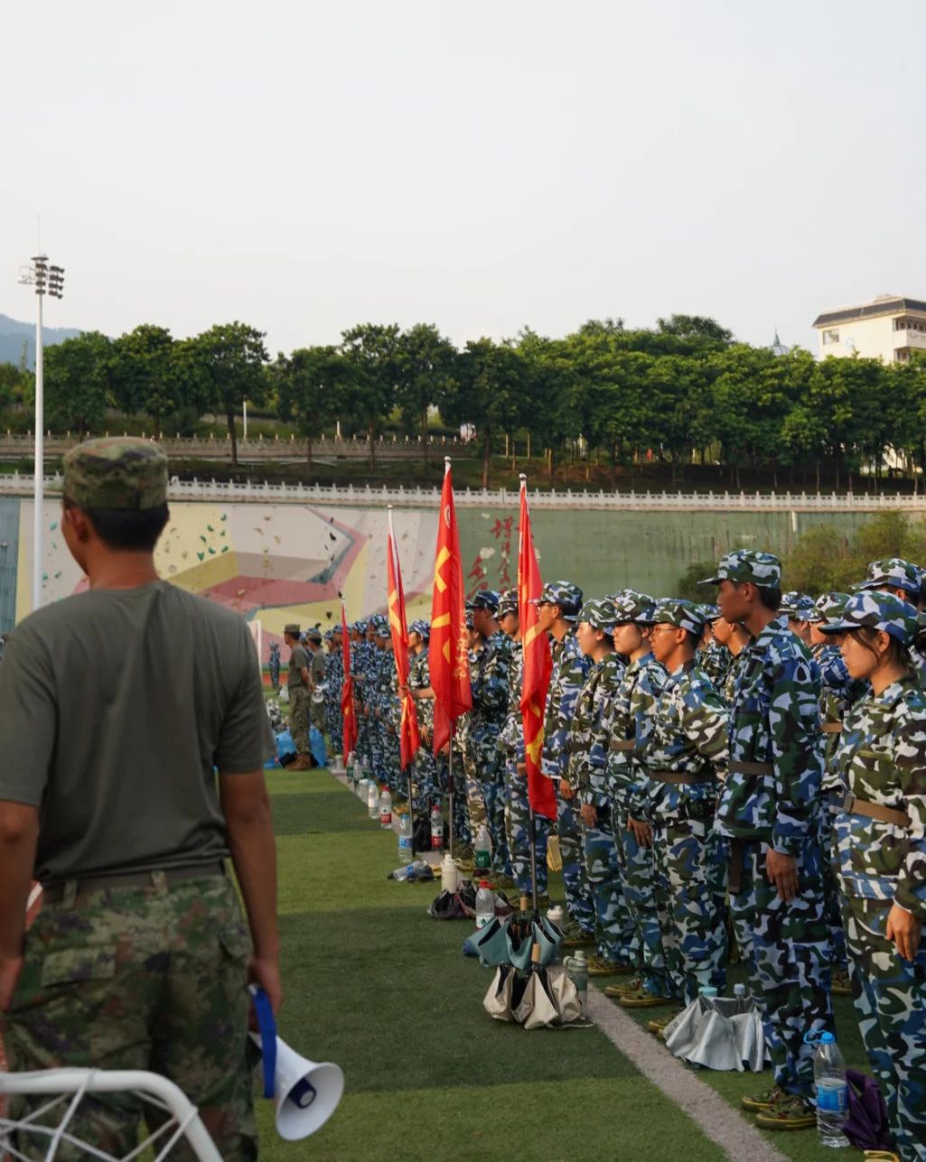 图片 2 图片 2