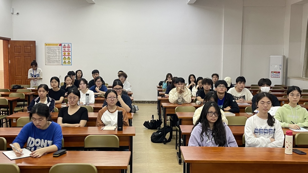 图片 11 图片 11