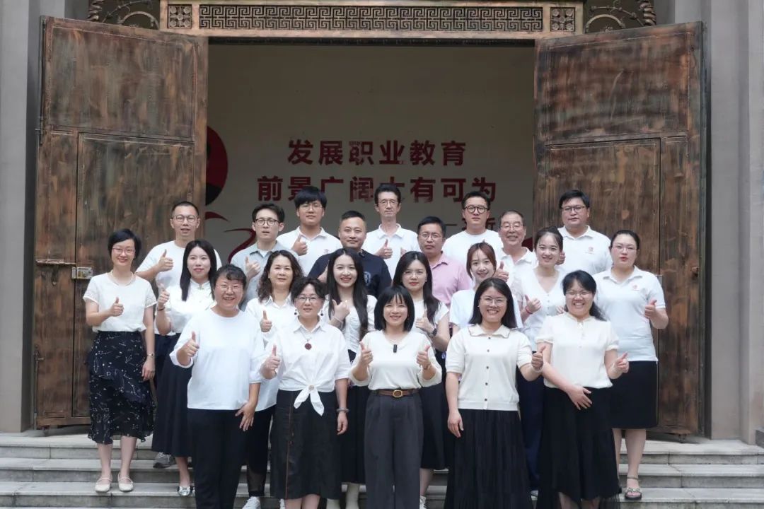 图片 156 图片 156