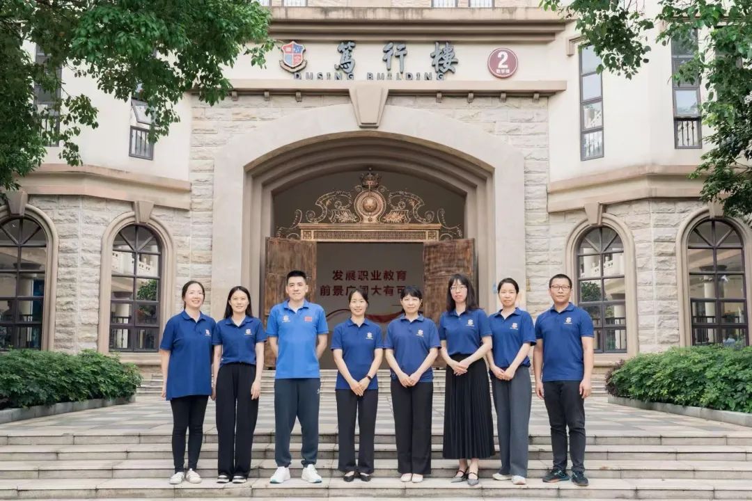 图片 153 图片 153