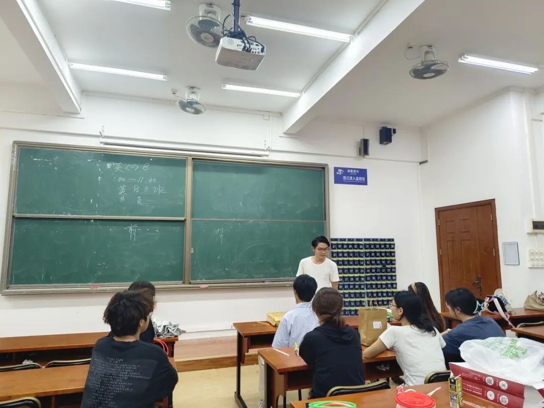 图片 45 图片 45