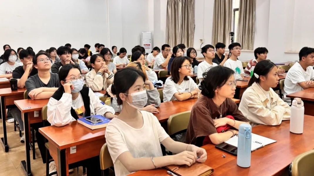 图片 30 图片 30